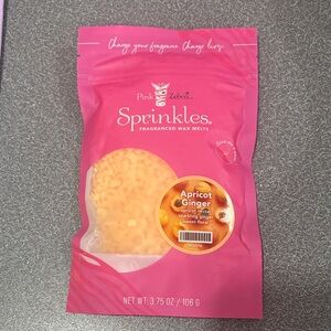 Pink Zebra Fragranced Wax Melts - Apricot Ginger